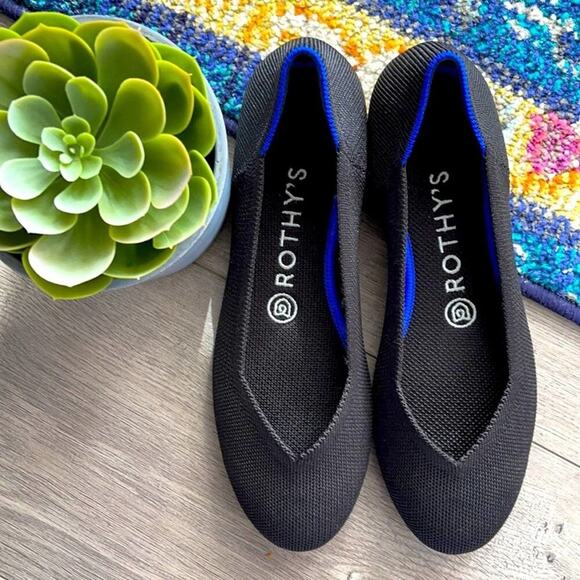 Rothys round toe size 7 black womans flat shoes - Picture 1 of 10